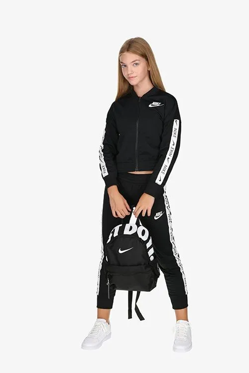 KOMBINIMI PERFEKT NIKE