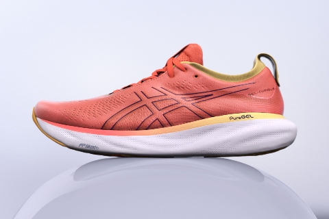 ASICS GEL-NIMBUS™ 25 – ATLETET MË TË REHATSHME TË VRAPIMIT MË NË FUND MBËRRITËN!