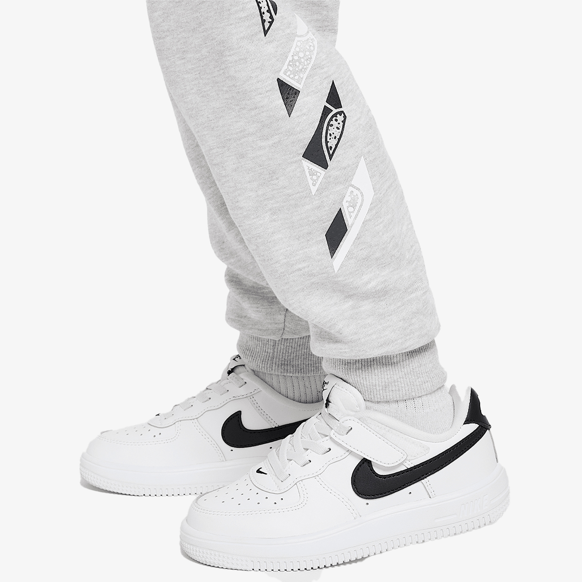 Nike Outside the lines thumbnail 5