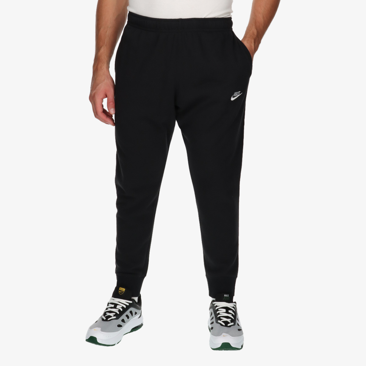 Nike Sportswear Club