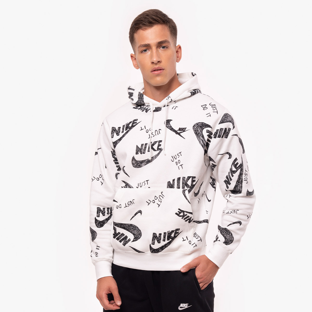Nike M NSW CLUB HOODIE PO BB AOP 1 Sport Vision Shitja me pakice e aksesoreve sportiv Sport Vision