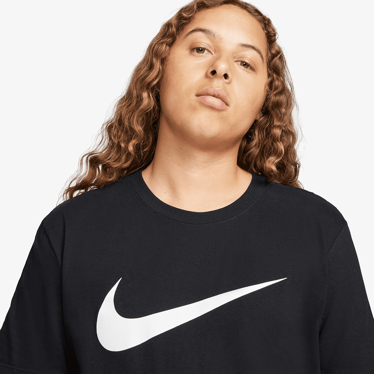 Nike M NSW TEE GOOD CHEST SWSH FS | Sport Vision - Shitja me