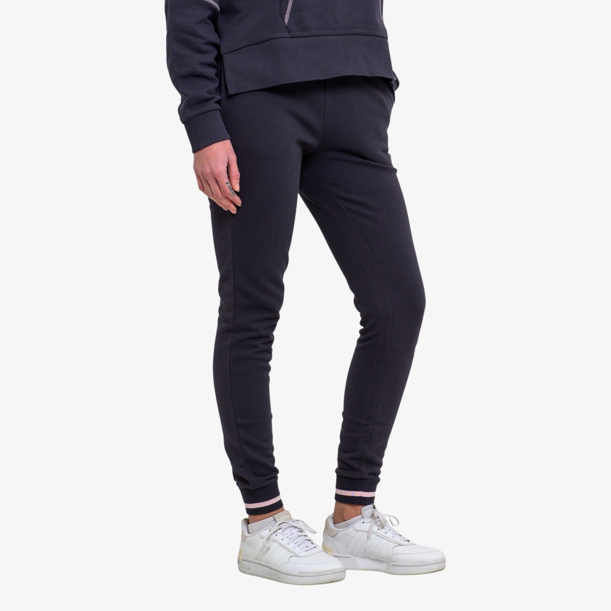 Ellesse Cuffed thumbnail 3