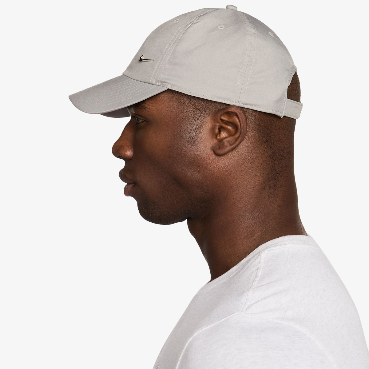 Nike Dri-Fit Club thumbnail 3