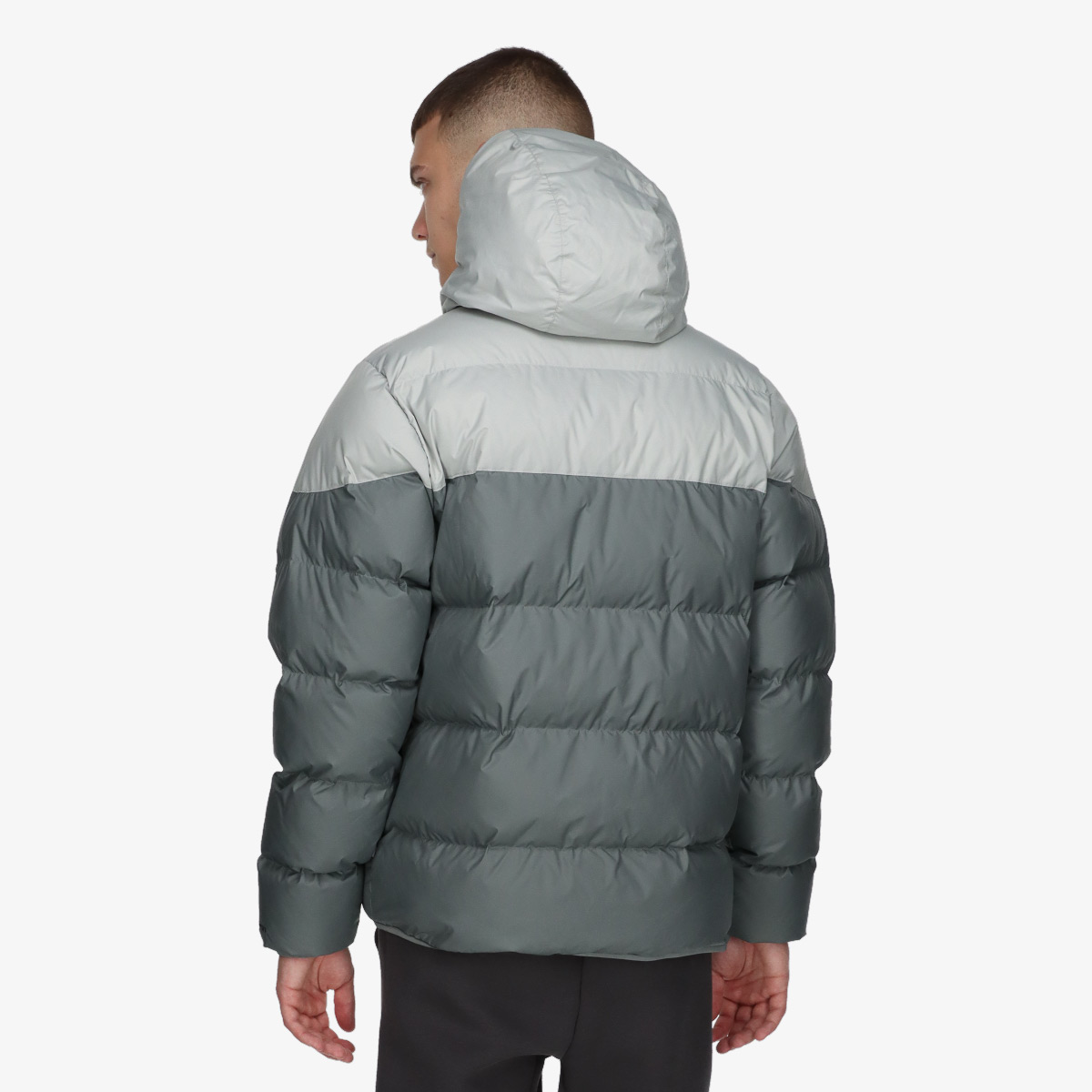 Nike Storm-FIT Windrunner thumbnail 2