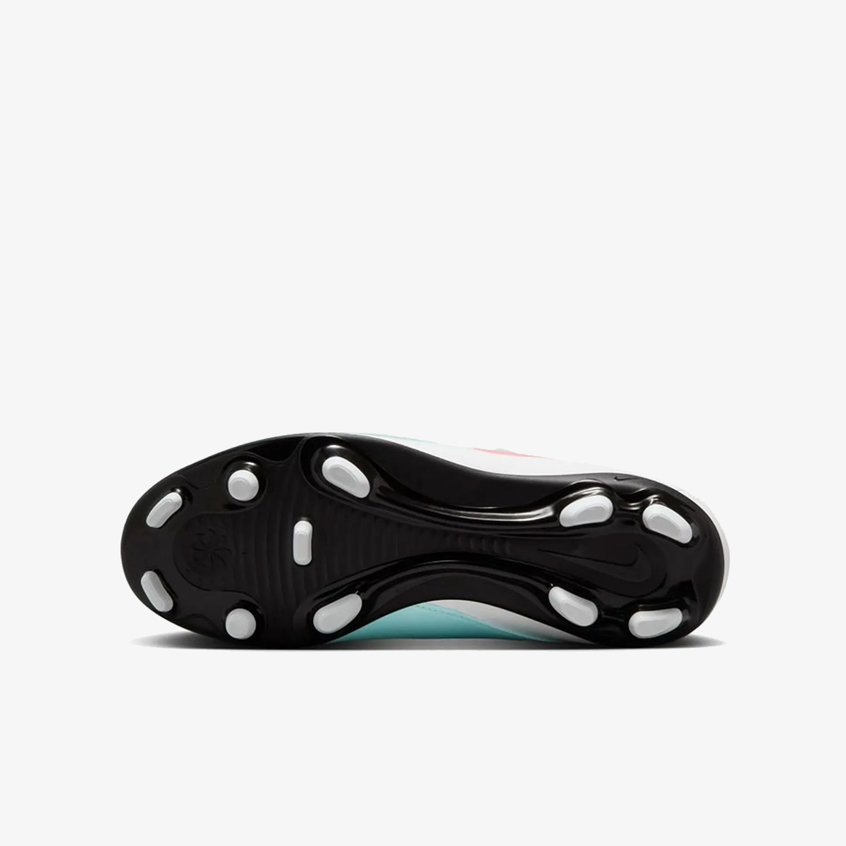 Nike Phantom GX 2 Club thumbnail 3