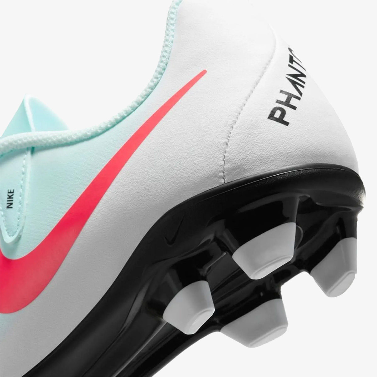 Nike Phantom GX 2 Club thumbnail 4