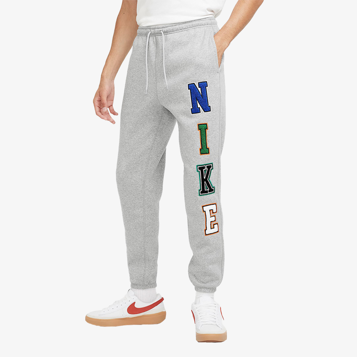 Nike Sportswear Club