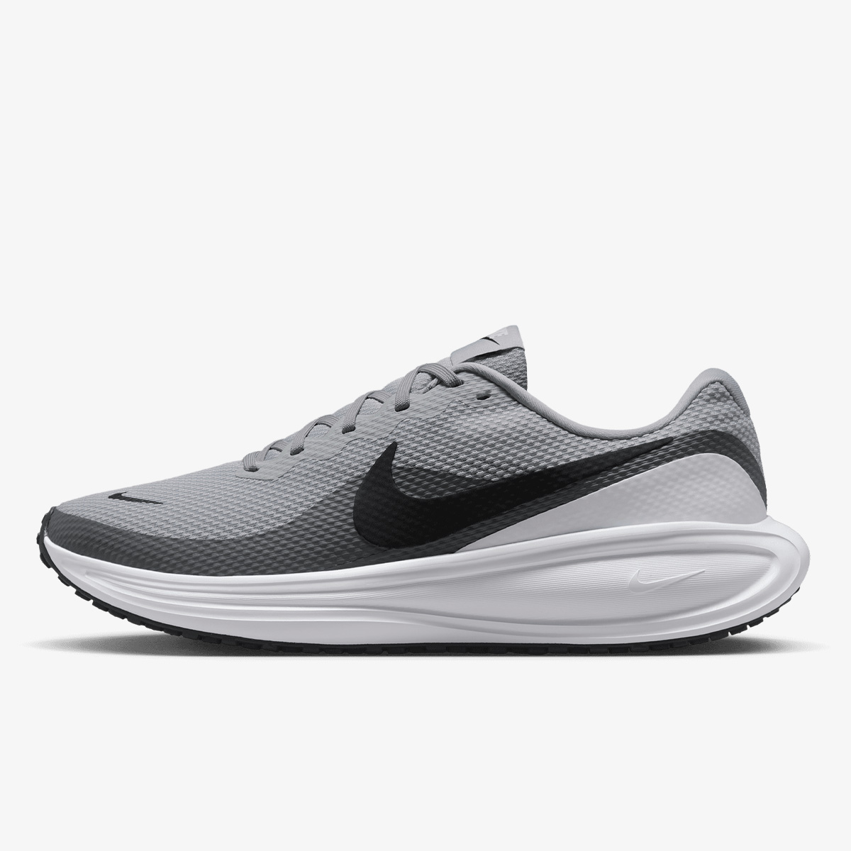 Nike Revolution 8
