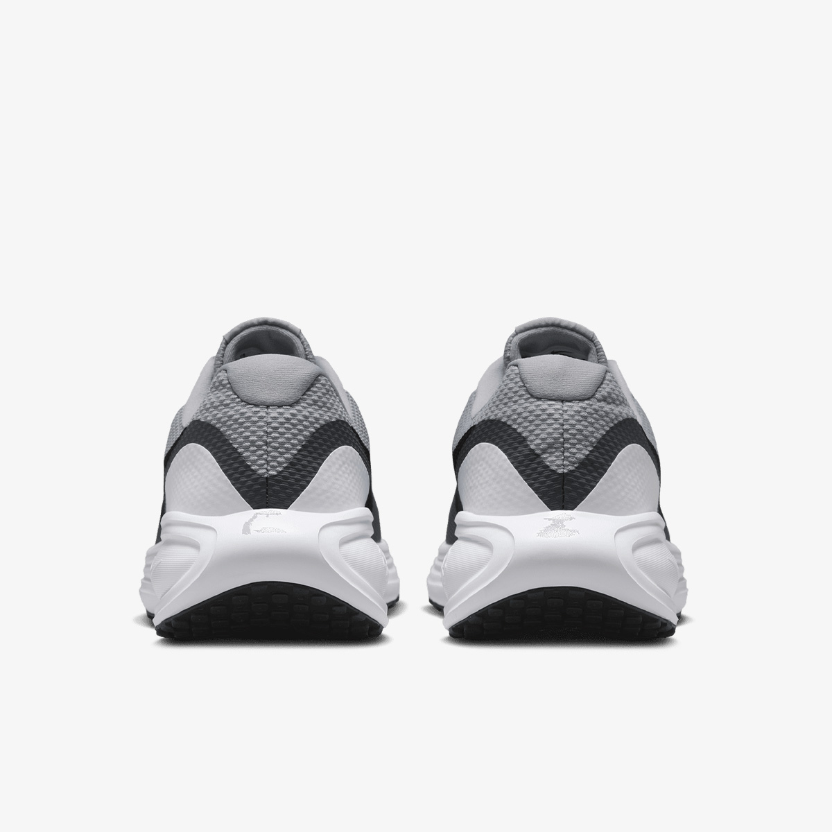 Nike Revolution 8 thumbnail 3