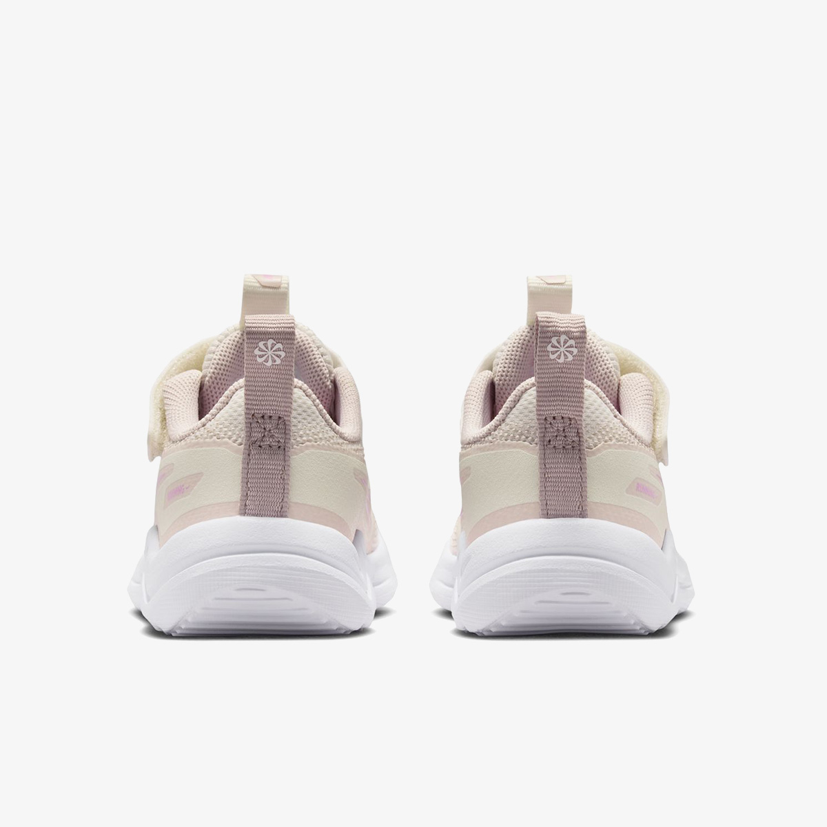 Nike Cosmic Runner thumbnail 3