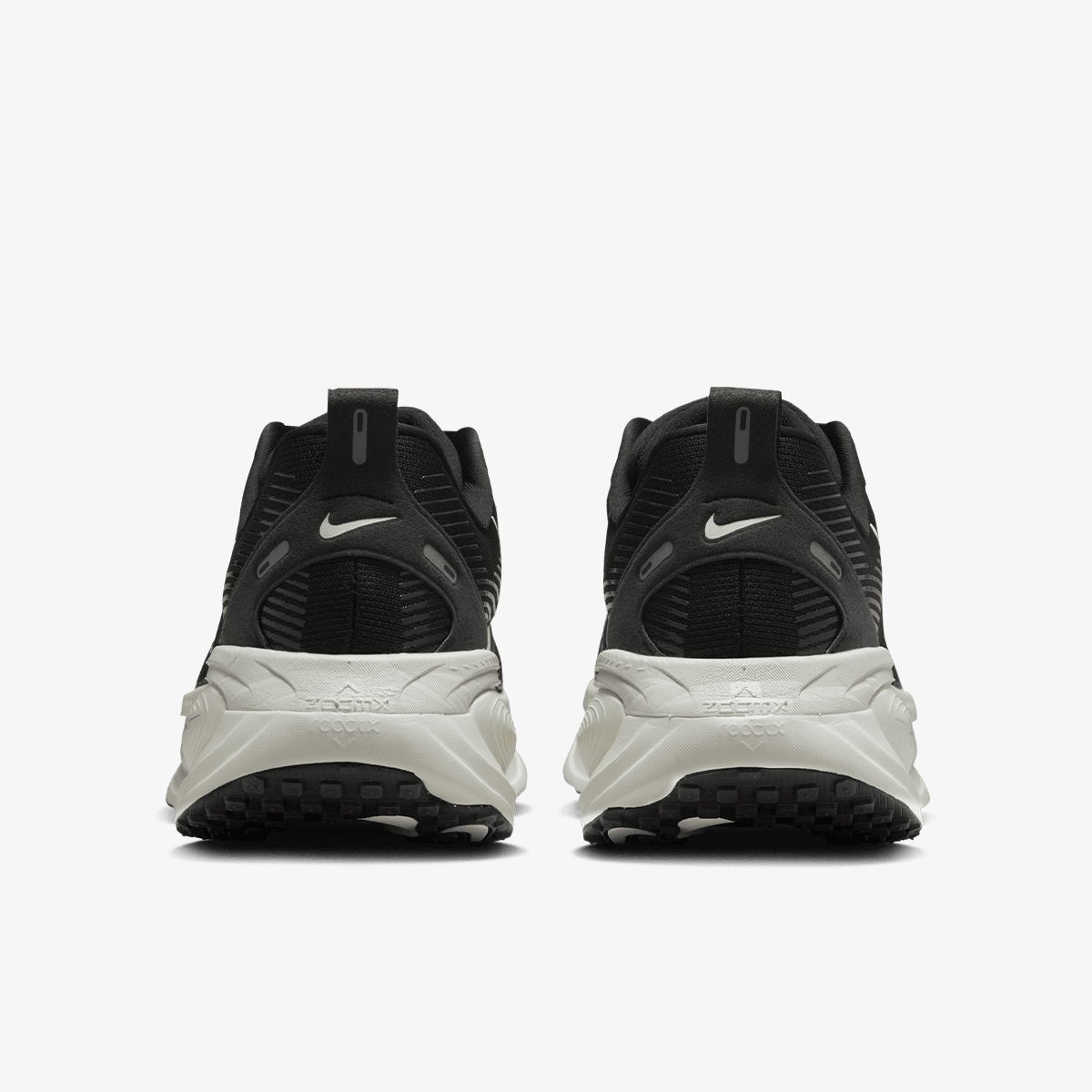 Nike Vomero 18 thumbnail 3