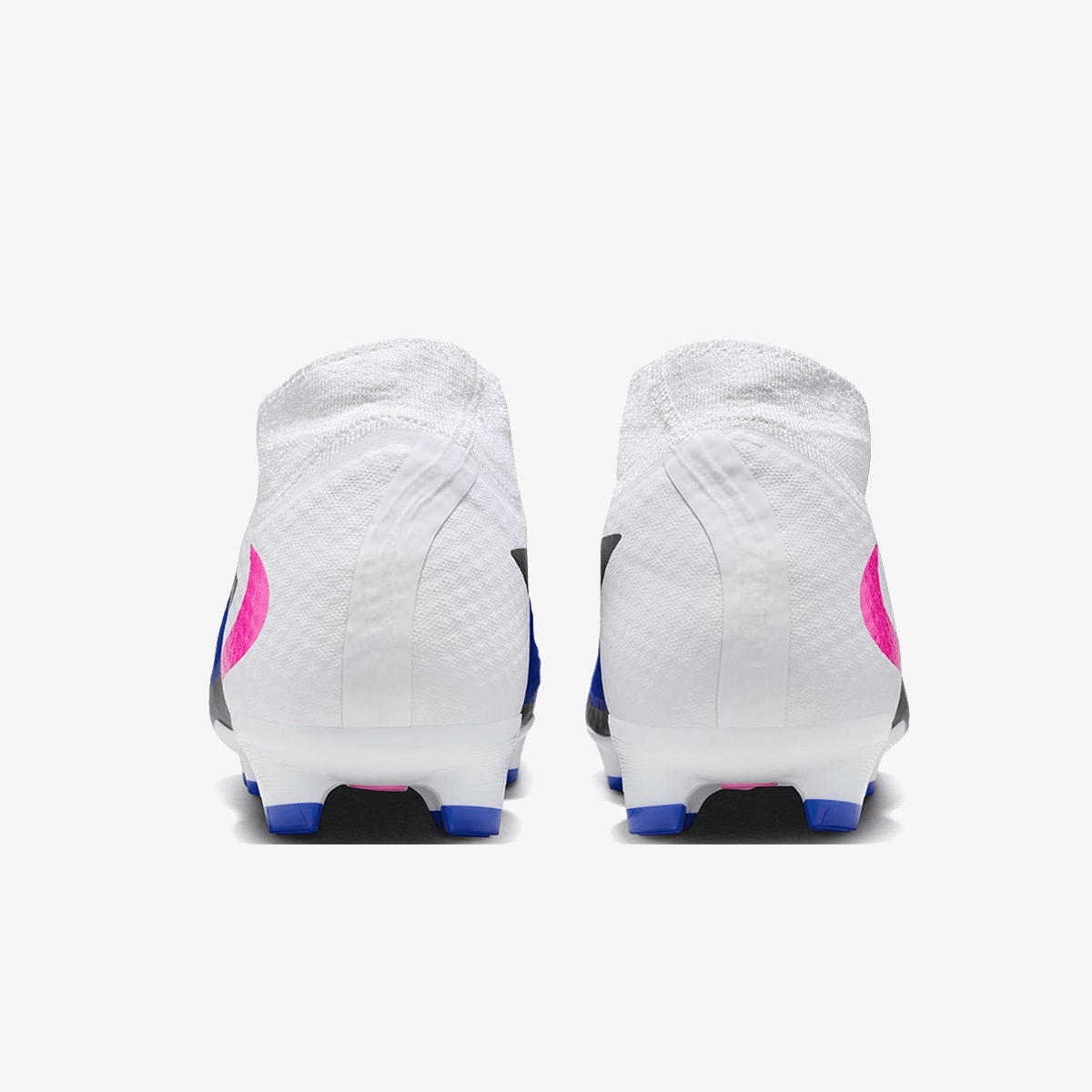 Nike Phantom 6 Academy thumbnail 3