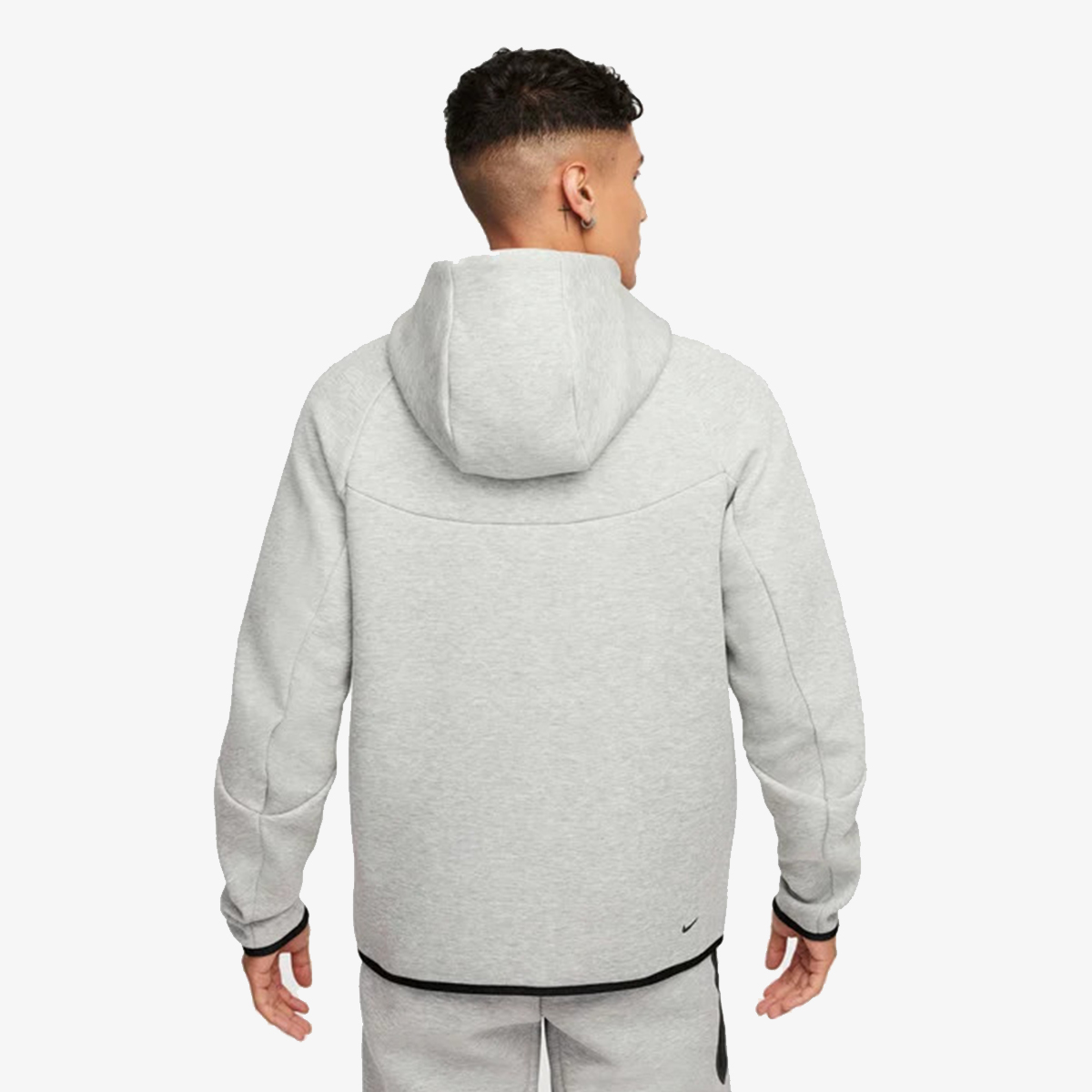 Nike Tech thumbnail 2