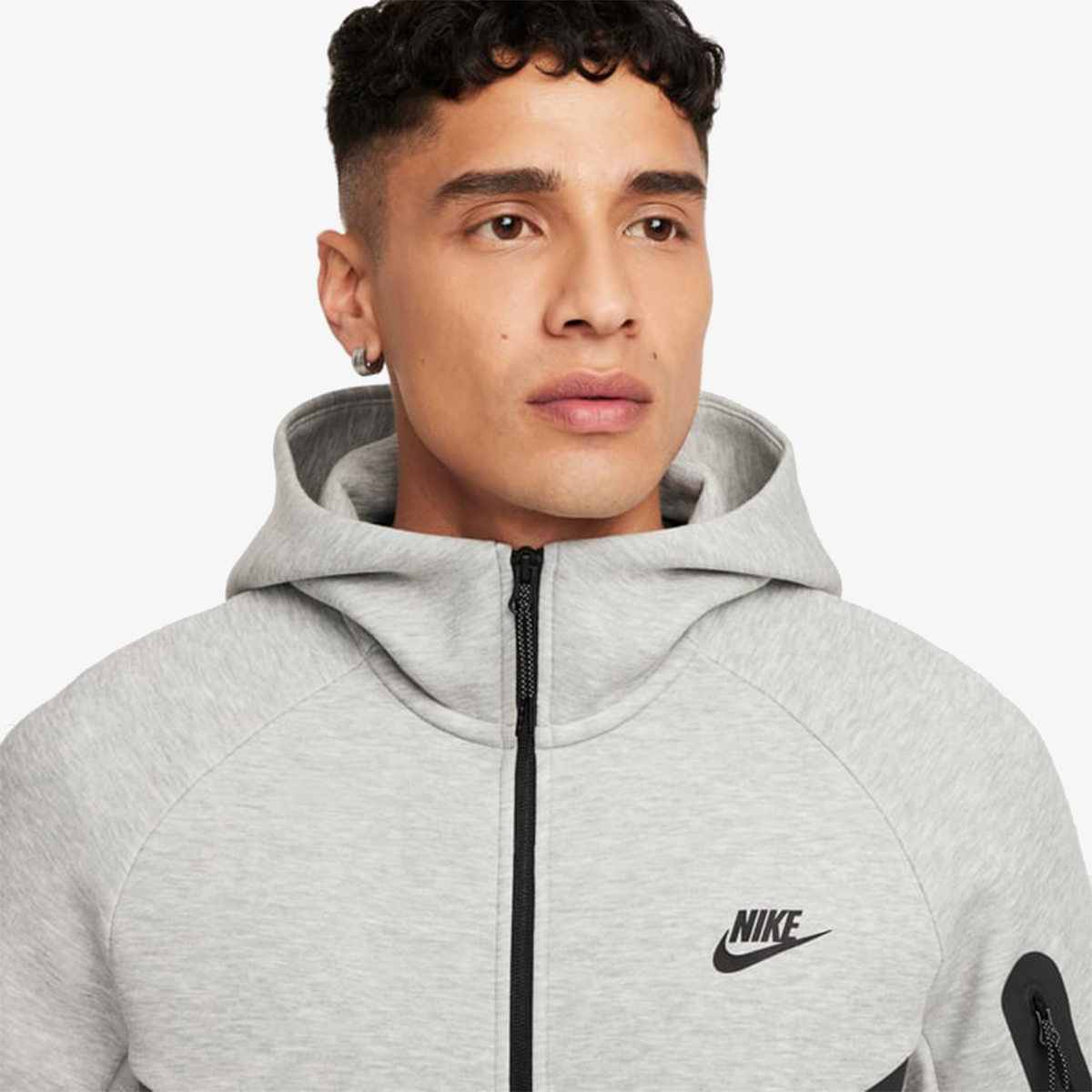 Nike Tech thumbnail 3