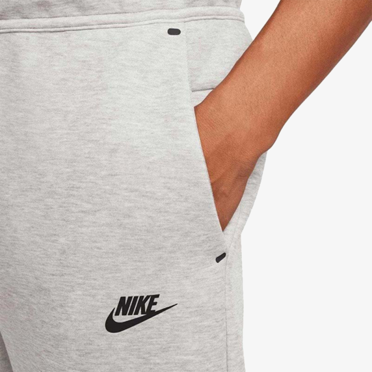 Nike Tech thumbnail 3