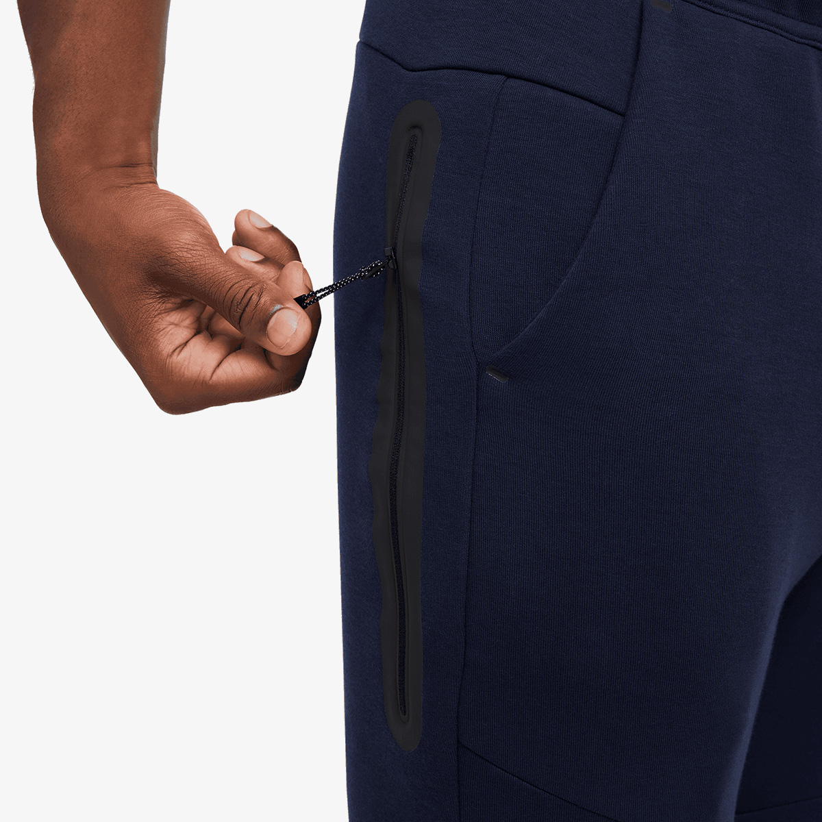 Nike Tech thumbnail 3