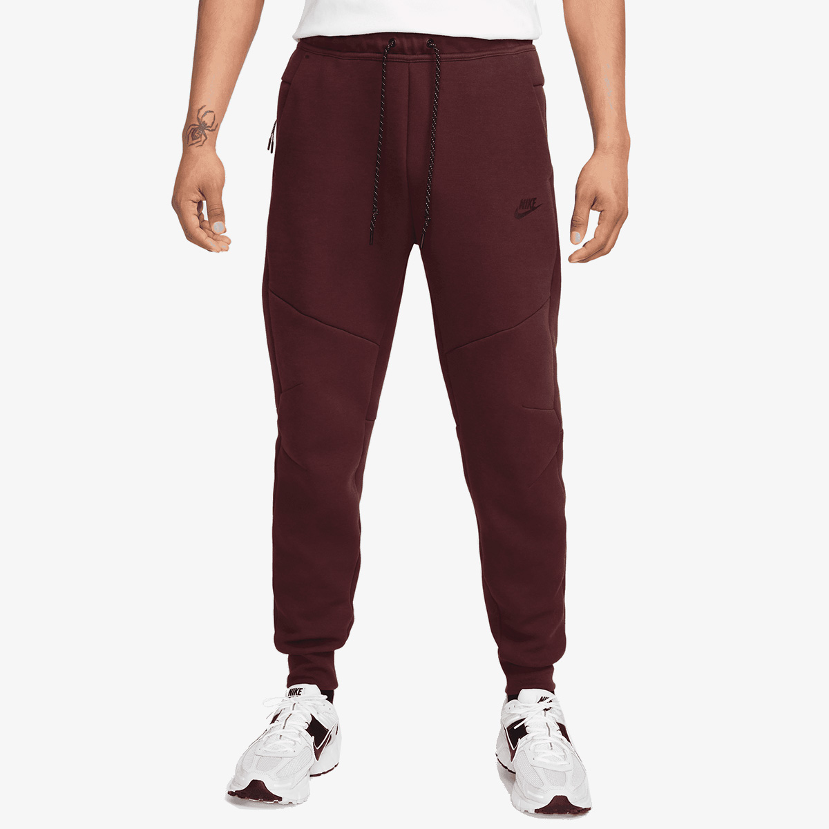 Nike Tech