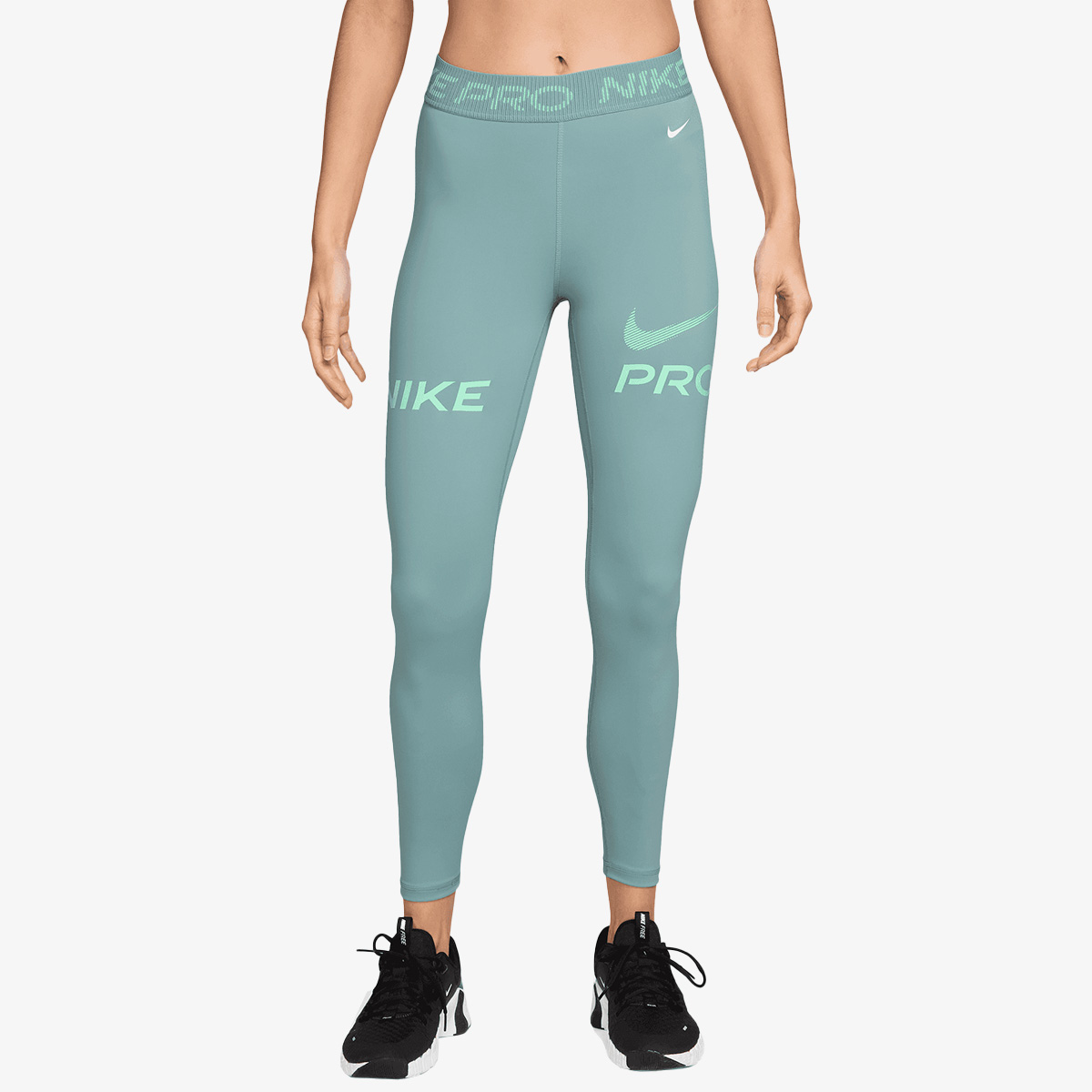 Nike Pro 365