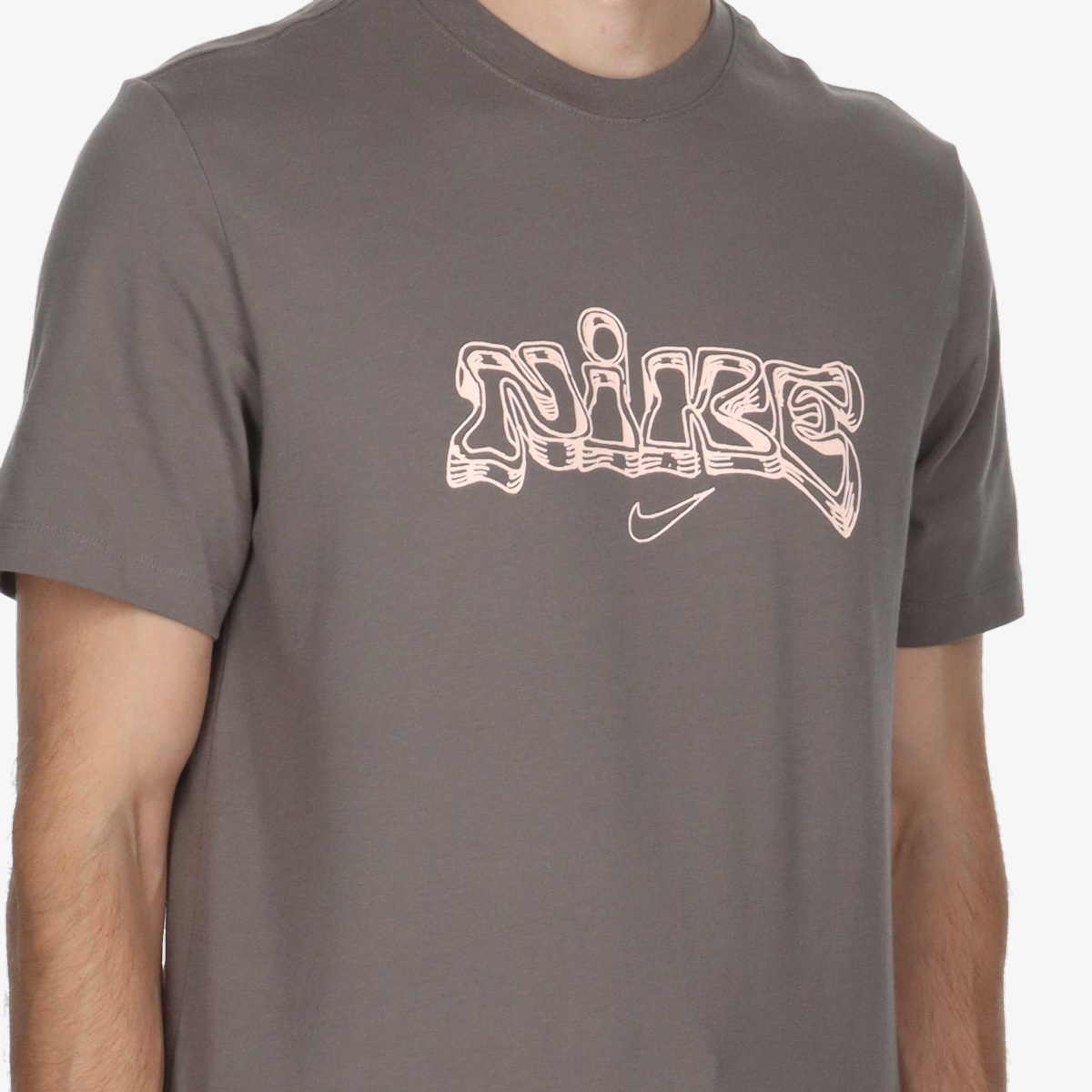 Nike T-shirt thumbnail 4