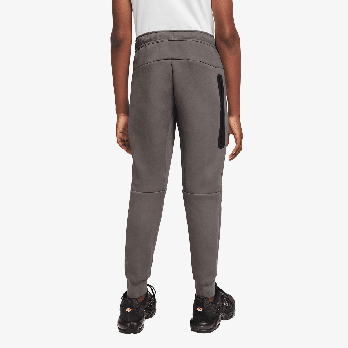 Nike Sportswear thumbnail 2