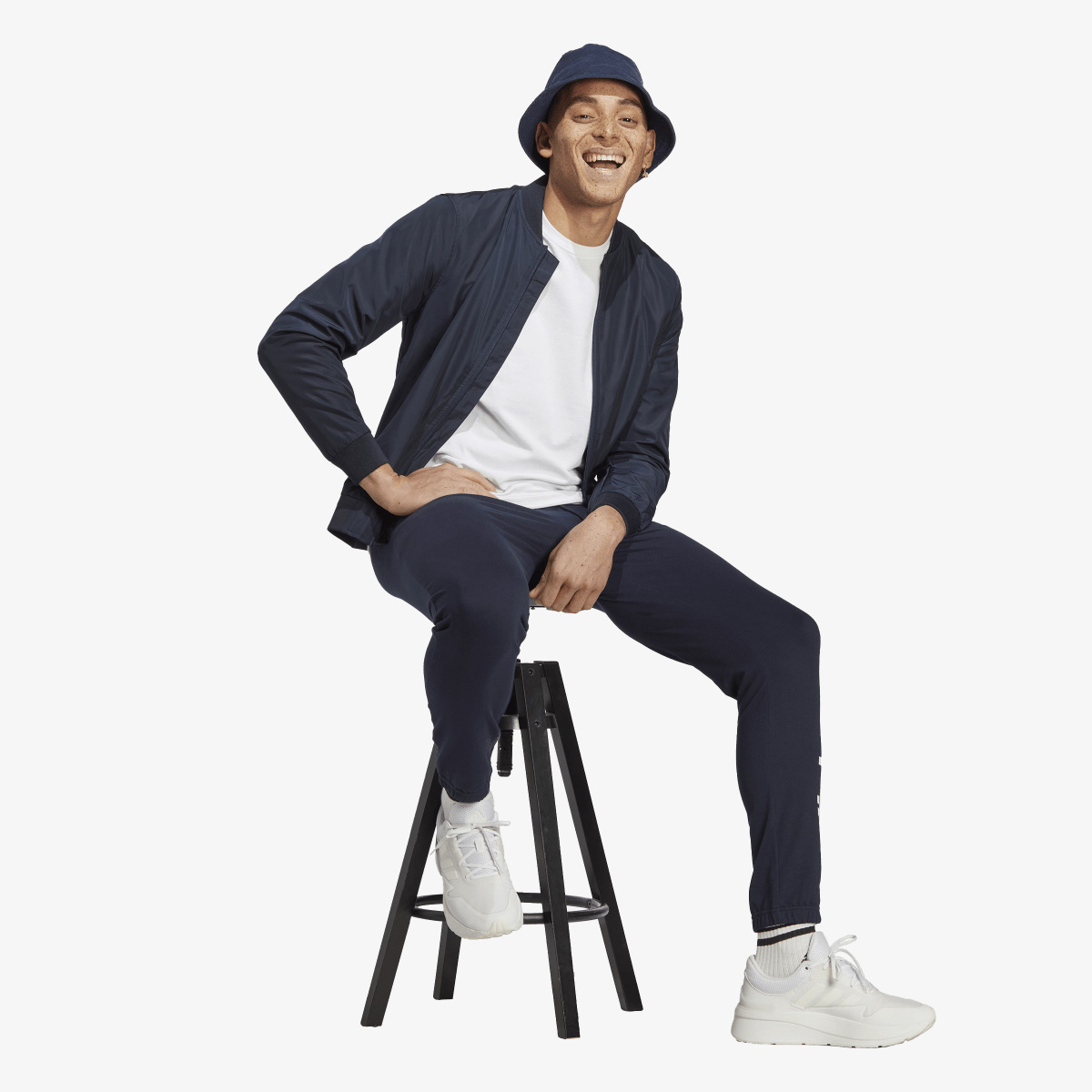 adidas Essentials thumbnail 3