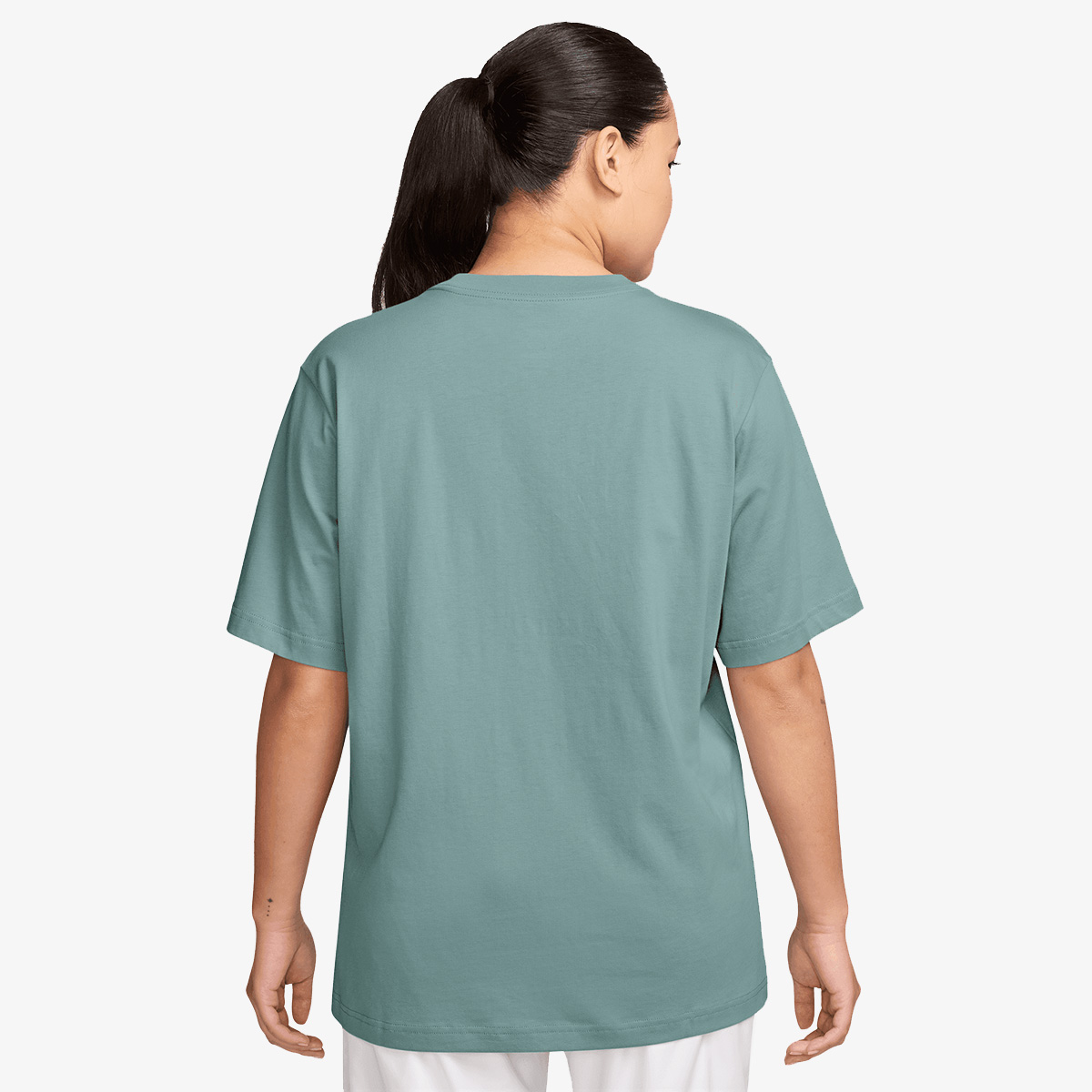 Nike Sportswear thumbnail 2