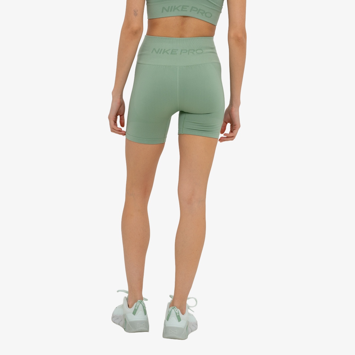 Nike Pro thumbnail 2