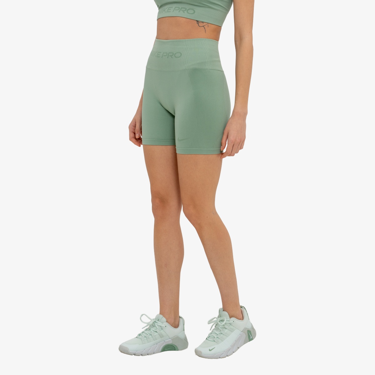 Nike Pro thumbnail 3