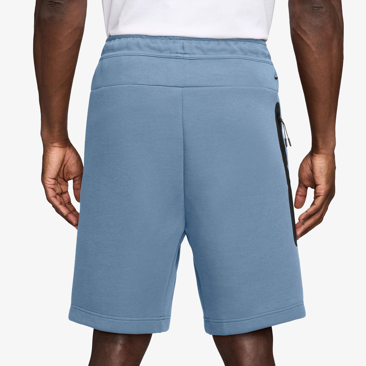 Nike Tech thumbnail 2