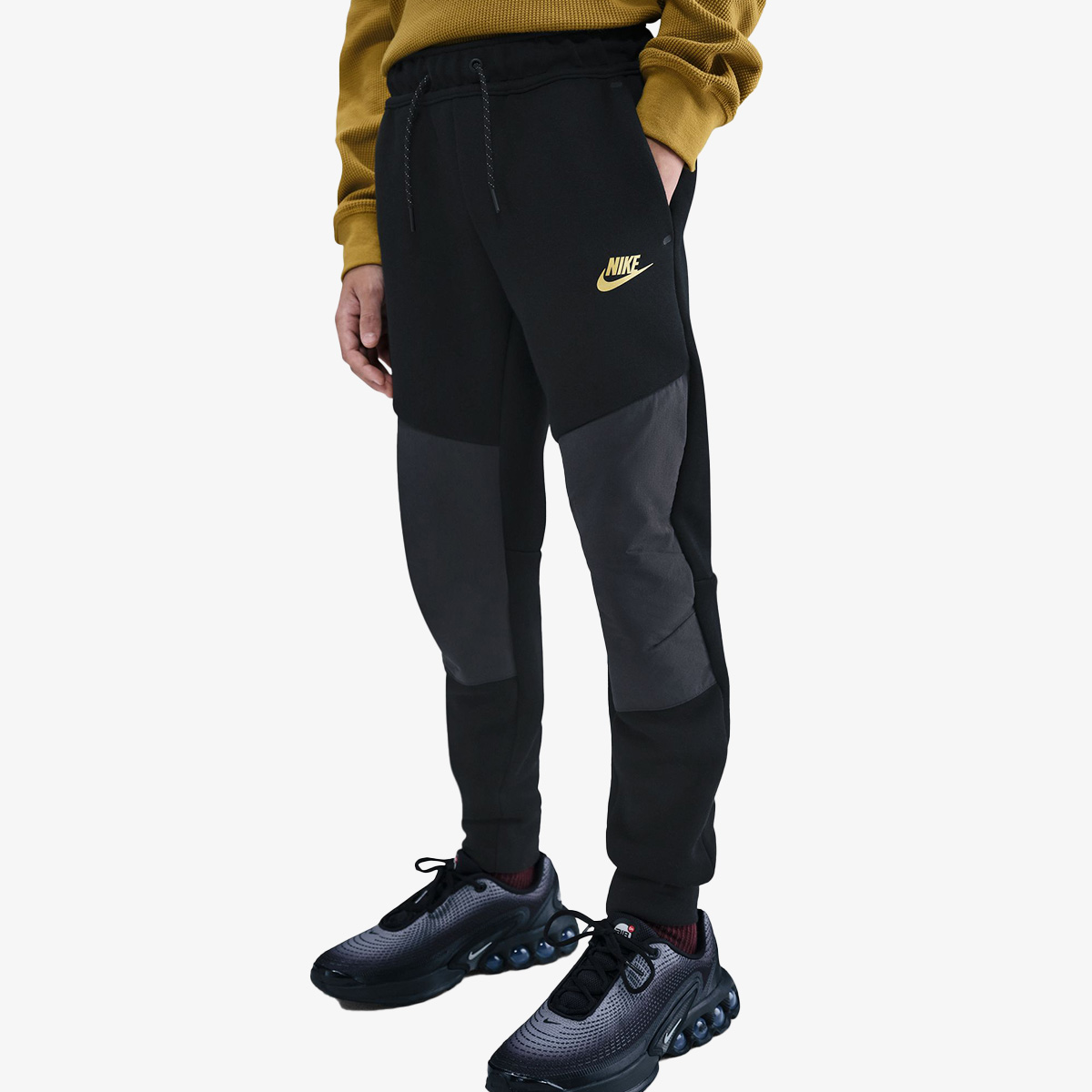 Nike Sportswear Tech Fleece thumbnail 3