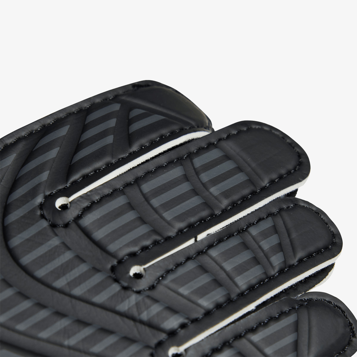 adidas Predator Trainig Goalkeeper Gloves thumbnail 2