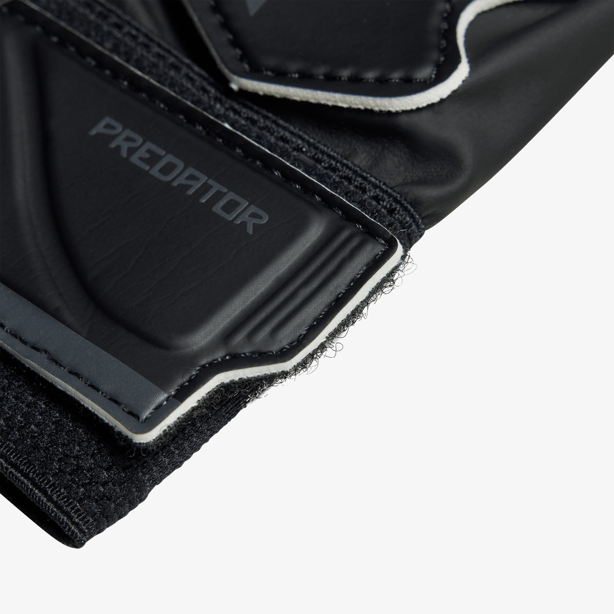 adidas Predator Trainig Goalkeeper Gloves thumbnail 3