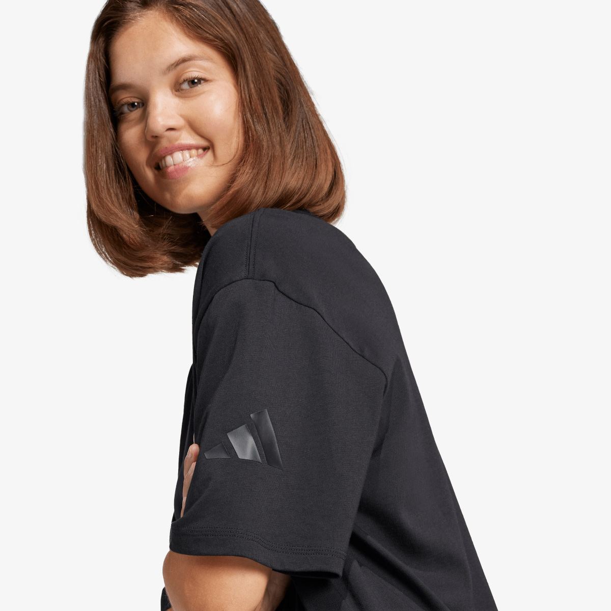 adidas Essentials Contemporary Logo Boyfriend Tee thumbnail 4