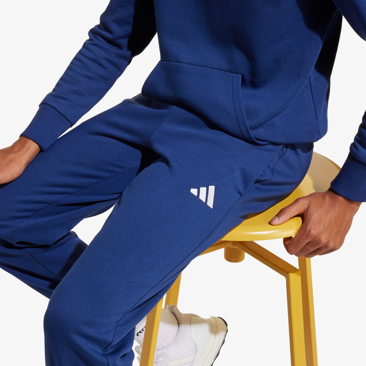 adidas Essentials Pants Kids thumbnail 4