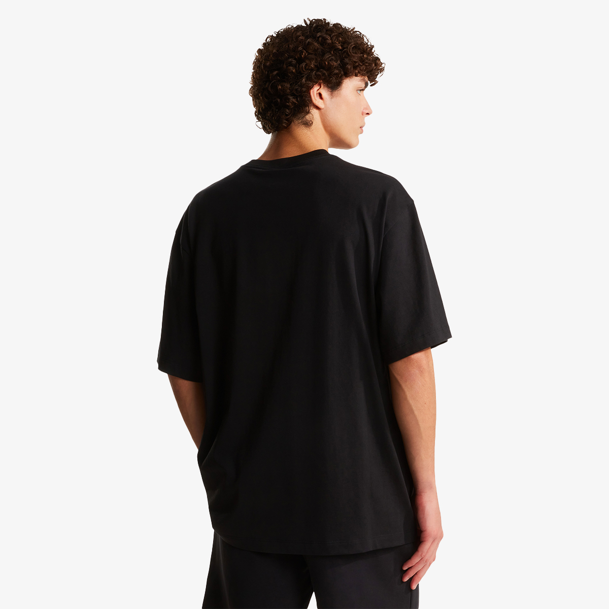 The North Face LIQUID LOGO OVERSIZE SHORT SLEEVE TEE thumbnail 2