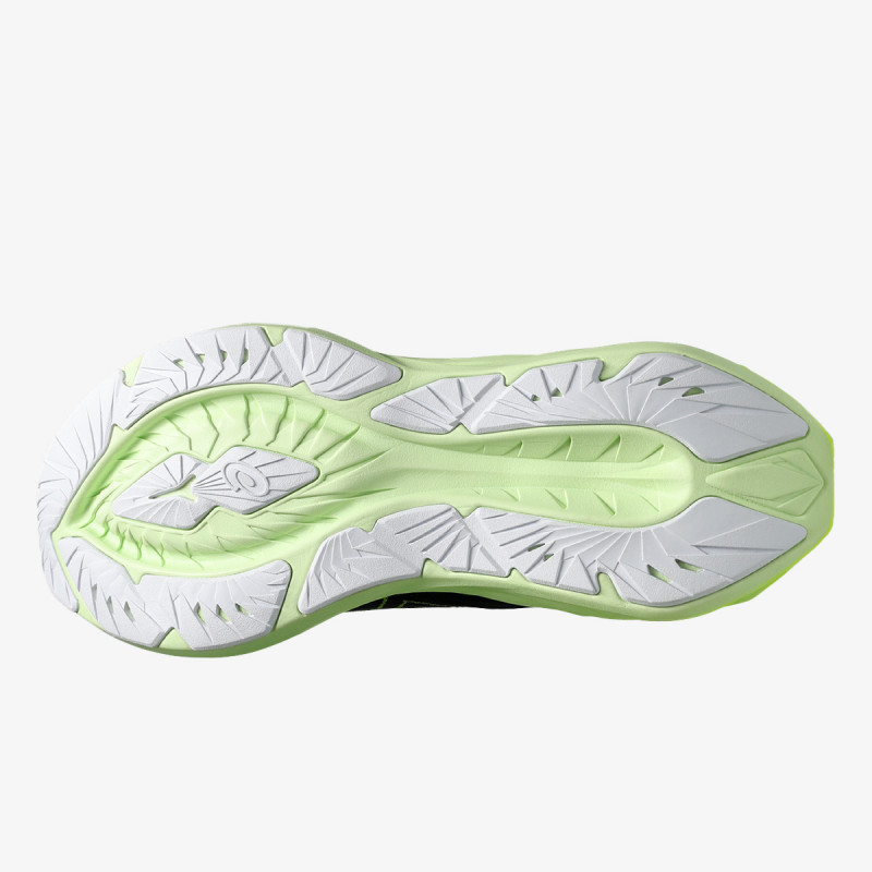 Asics Novablast 4 