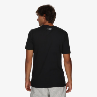 Under Armour CAMO CHEST STRIPE 