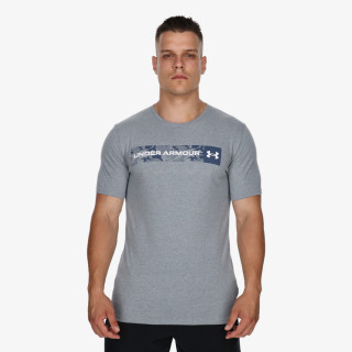 Under Armour Camo Chest Stripe 
