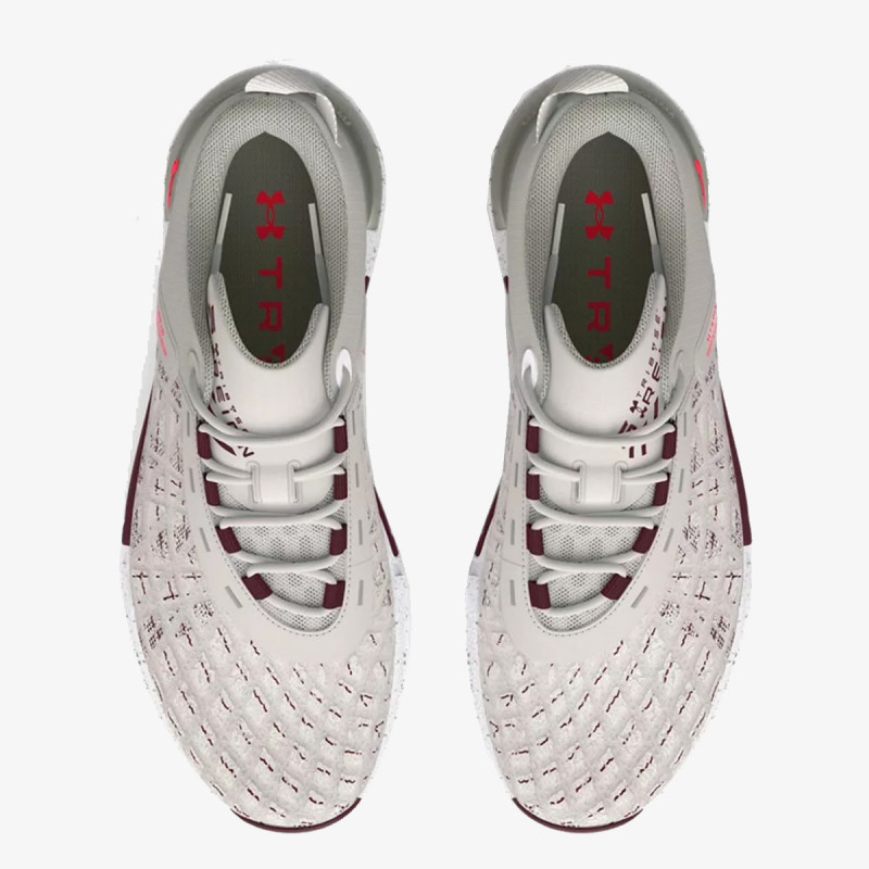 Under Armour TriBase Reign 5 