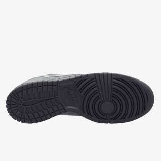 Nike BIG NIKE LOW 