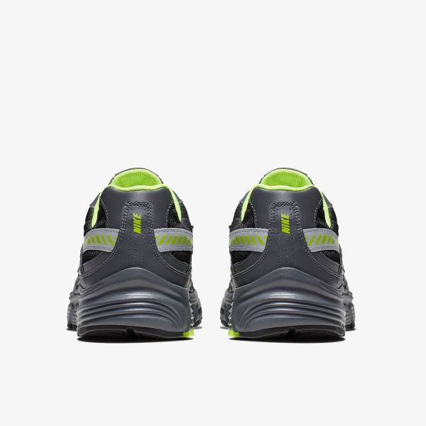 Nike Initiator 