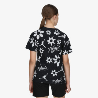 Nike Essential 
