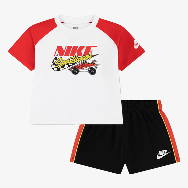 Nike Sportswear 