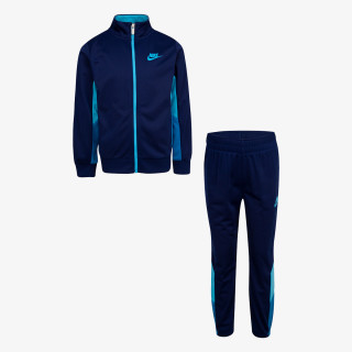 Nike Color Block 