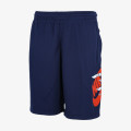 Nike Essential 