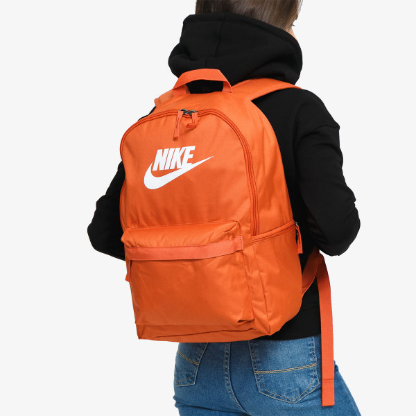 Nike Heritage 