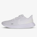 Nike NIKE REVOLUTION 5 