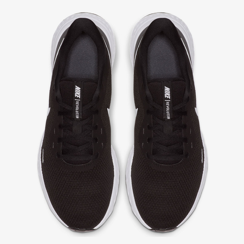 Nike REVOLUTION 5 