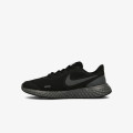 Nike REVOLUTION 5 